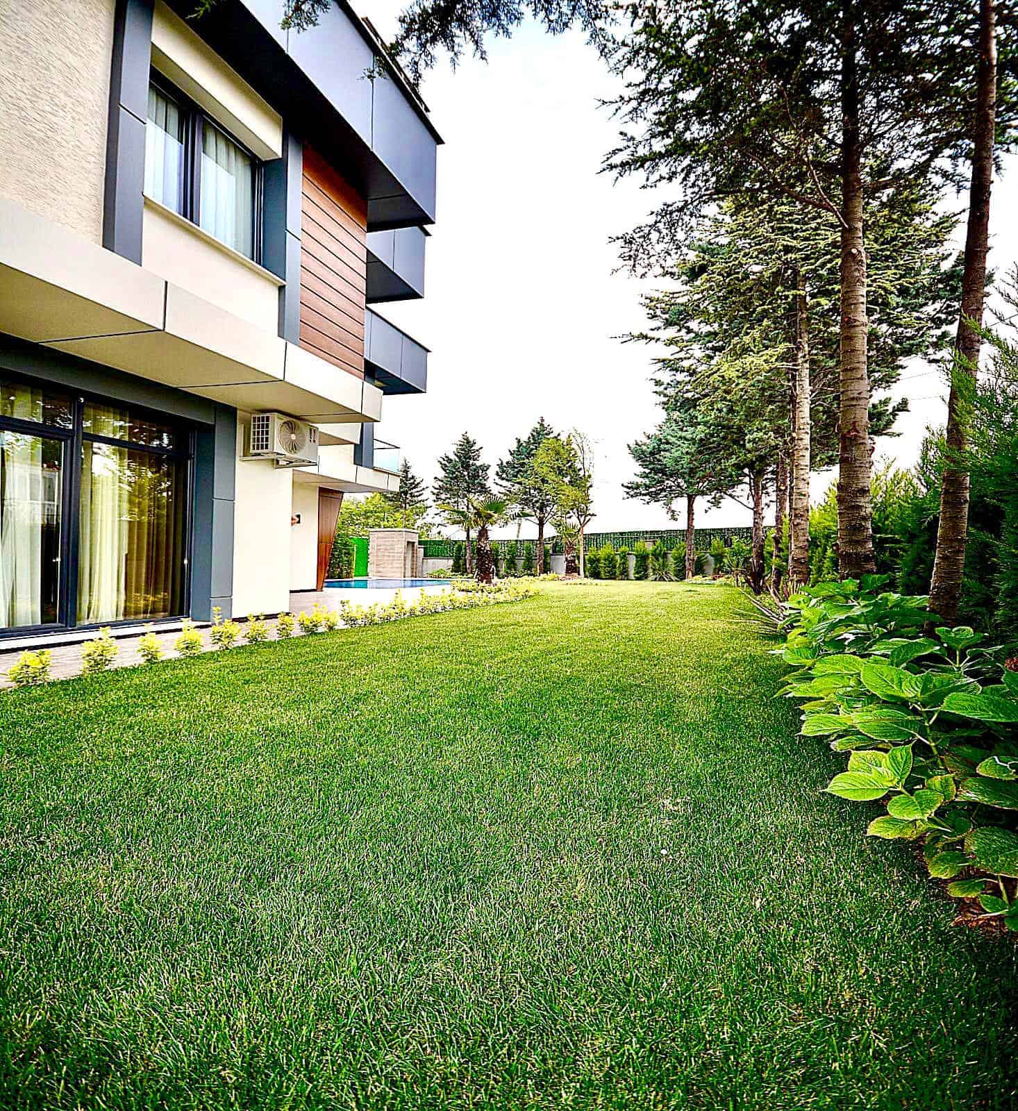 Furnished Detached Villa For Sale In Istanbul 4