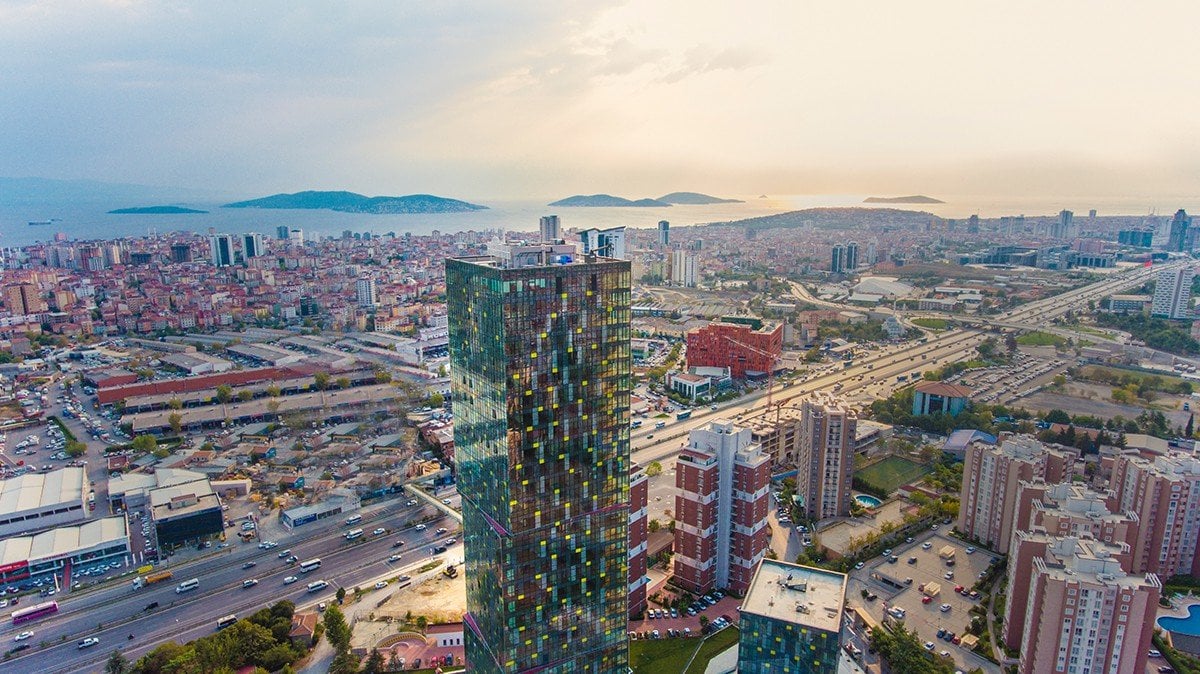 Istanbul Above Eagle Apartments 1